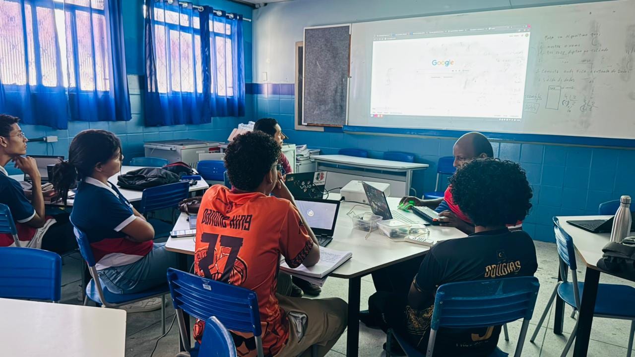 Rede de Telemetria do Espaço CRIA